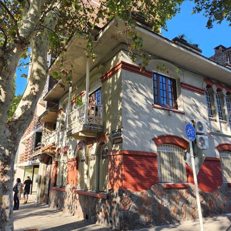 Youki Haus Hostel Montevideo Exterior photo